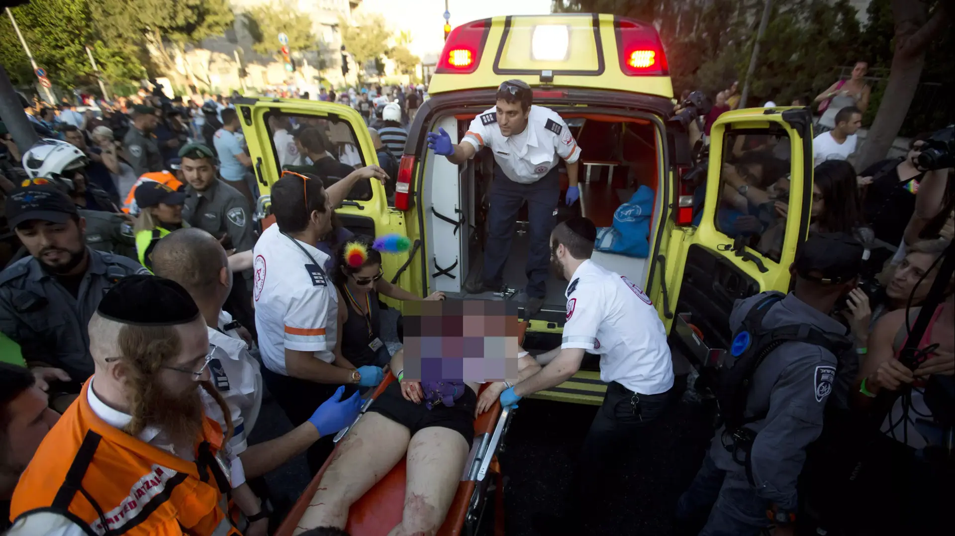 ישי שליסל הדוקר במצעד הגאווה, יולי 2015 ישי שליסל הדוקר במצעד הגאווה, יולי 2015