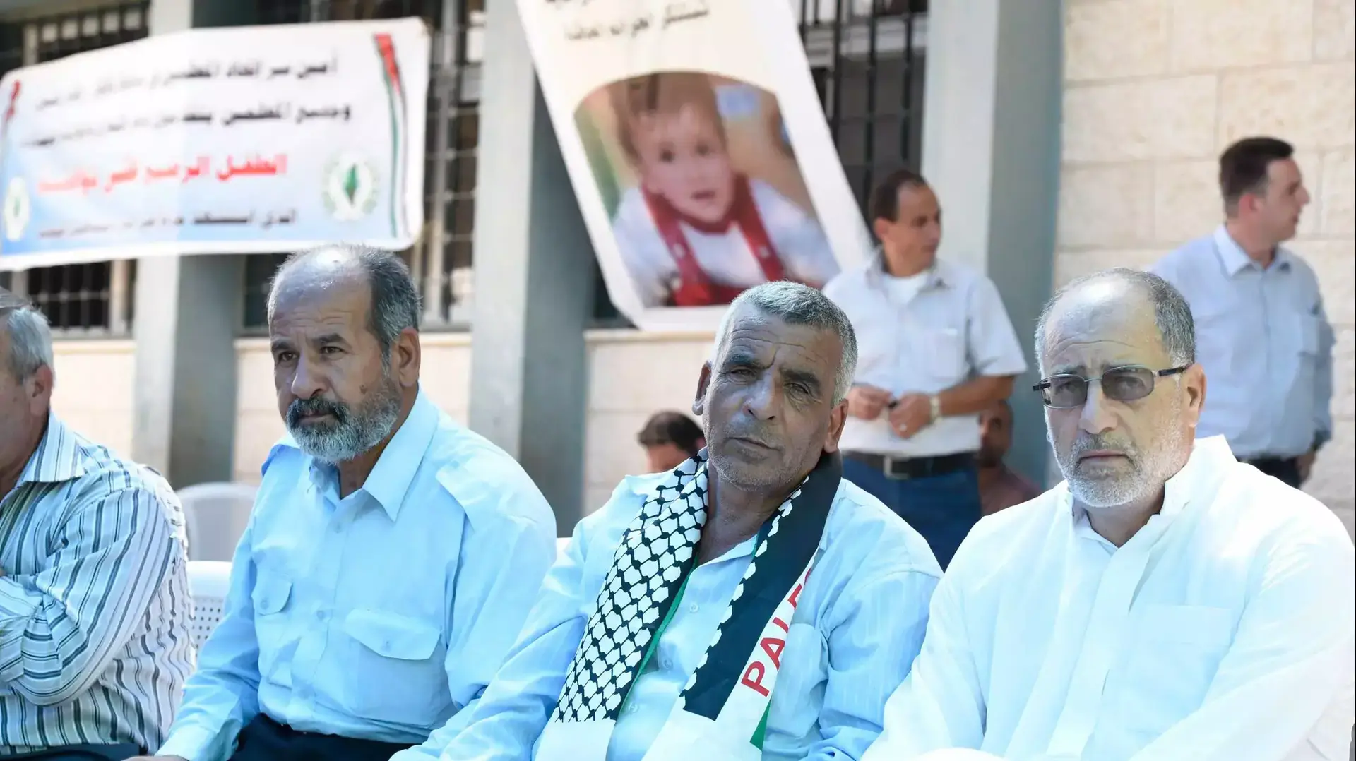 סוכת אבלים של שני הבתים שנשרפו בדומא בשומרון, אוגוסט 2015 סוכת אבלים של שני הבתים שנשרפו בדומא בשומרון, אוגוסט 2015