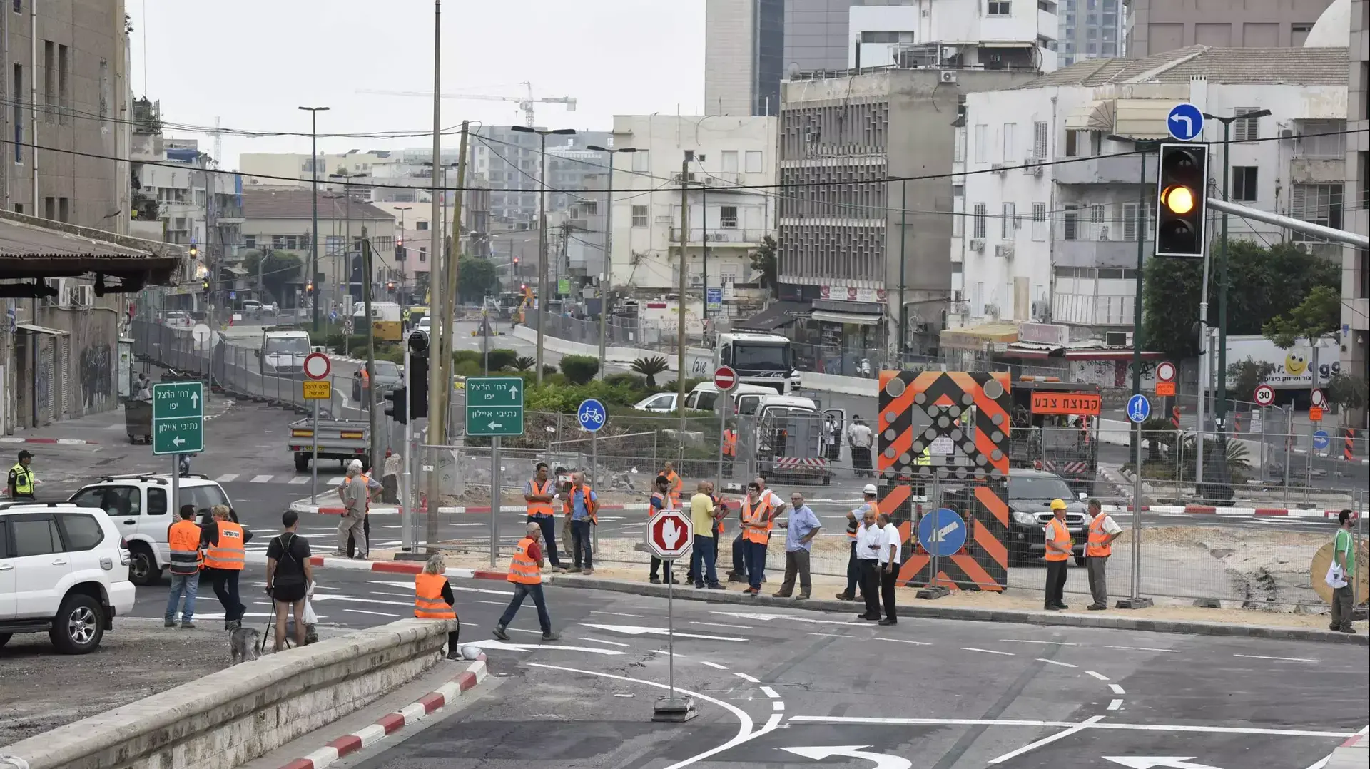עבודות הרכבת הקלה בתל אביב 3 אוגוסט 2015 עבודות הרכבת הקלה בתל אביב 3 אוגוסט 2015
