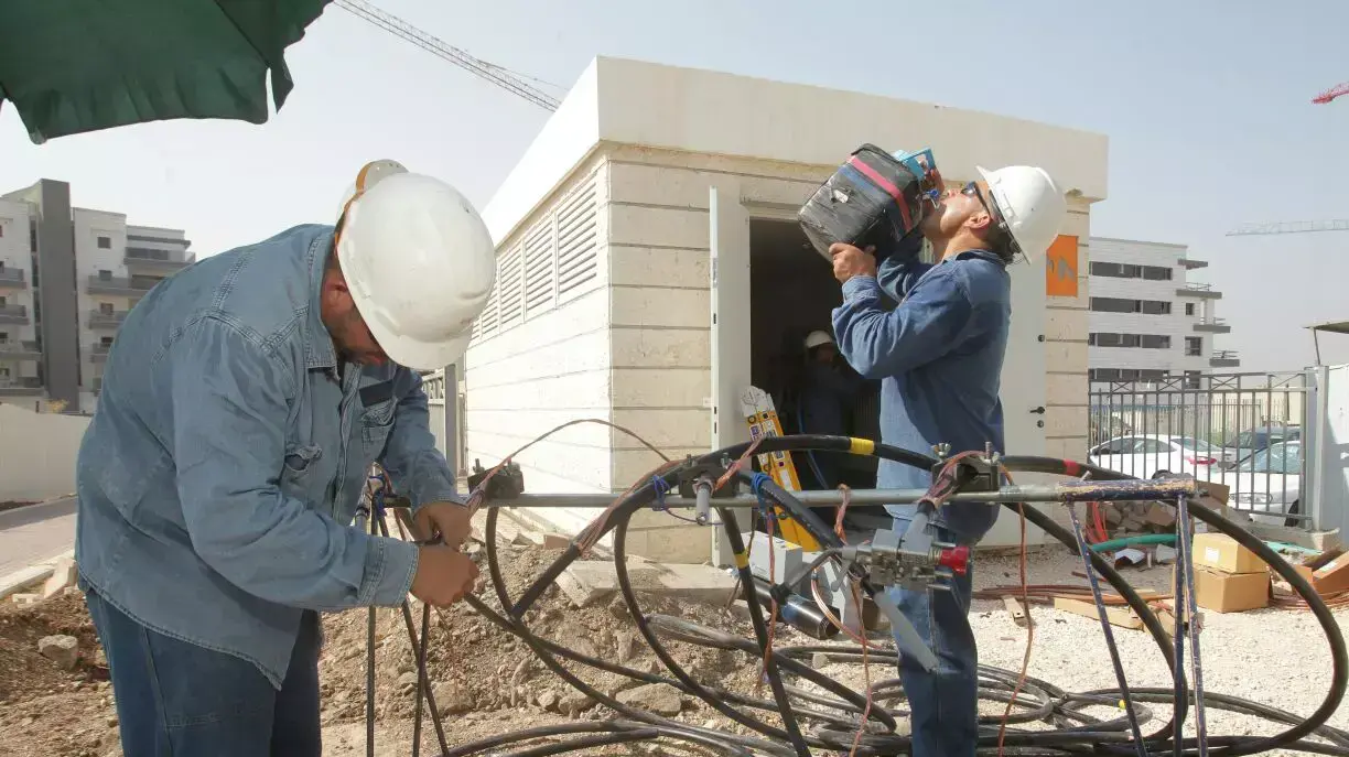 שיא צריכת החשמל נשבר בתוך יומיים, אוגוסט 2015 שיא צריכת החשמל נשבר בתוך יומיים, אוגוסט 2015