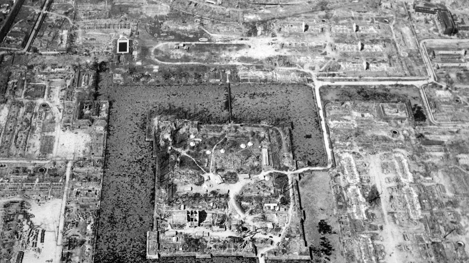 ההרס המוחלט של הירושימה, אוגוסט 1945