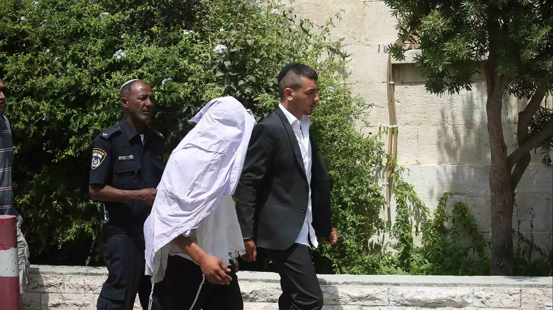 החשודים בתקיפת השוטרים בבית המשפט השלום בירושלים, אוגוסט 2015 החשודים בתקיפת השוטרים בבית המשפט השלום בירושלים, אוגוסט 2015