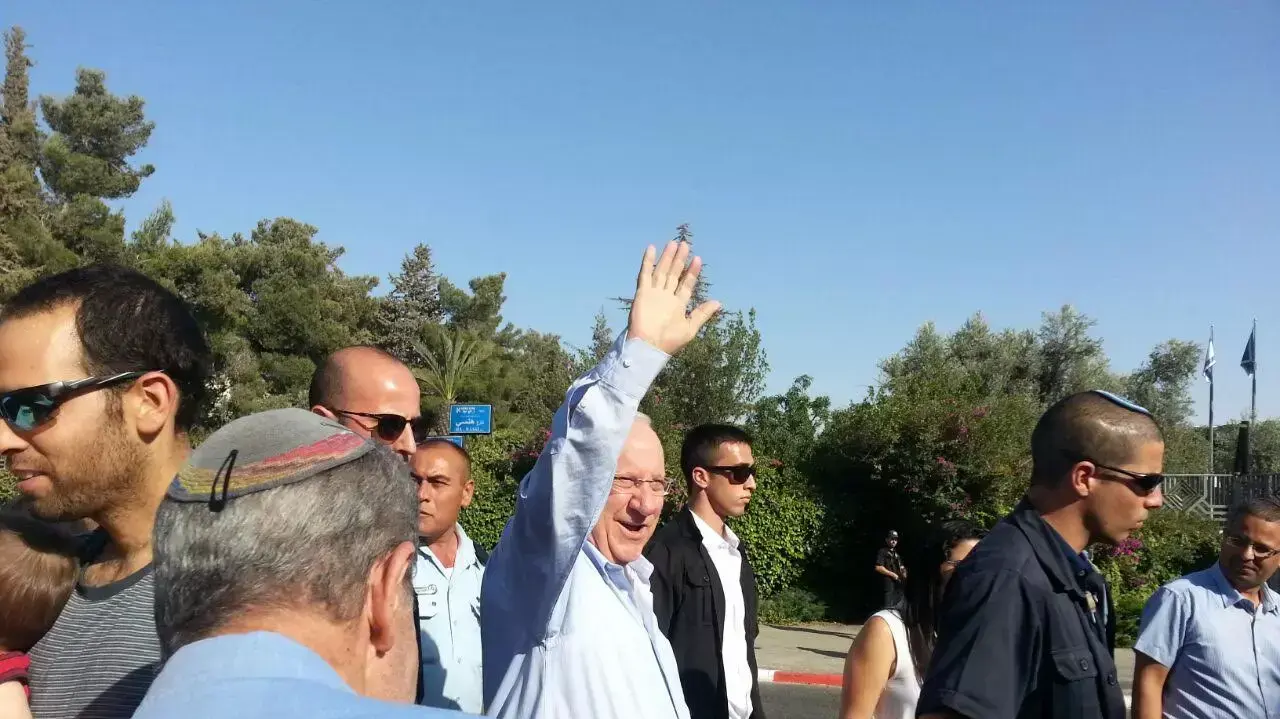 אירוע קבלת שבת מול בית נשיא המדינה ראובן ריבלין בירושלים, 7 באוגוסט 2015 אירוע קבלת שבת מול בית נשיא המדינה ראובן ריבלין בירושלים, 7 באוגוסט 2015