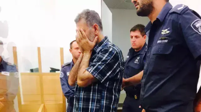 כתב אישום נגד חסן חליל חיזראן, אזרח שבדי. בגין עבירות ביטחוניות, בימ"ש מחוזי לוד, 9 באוגוסט 2015 כתב אישום נגד חסן חליל חיזראן, אזרח שבדי. בגין עבירות ביטחוניות, בימ"ש מחוזי לוד, 9 באוגוסט 2015