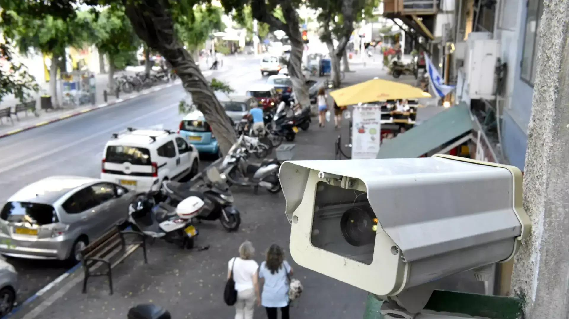 מצלמות אבטחה ברחוב ברחבי תל אביב, אוגוסט 2015 מצלמות אבטחה ברחוב ברחבי תל אביב, אוגוסט 2015