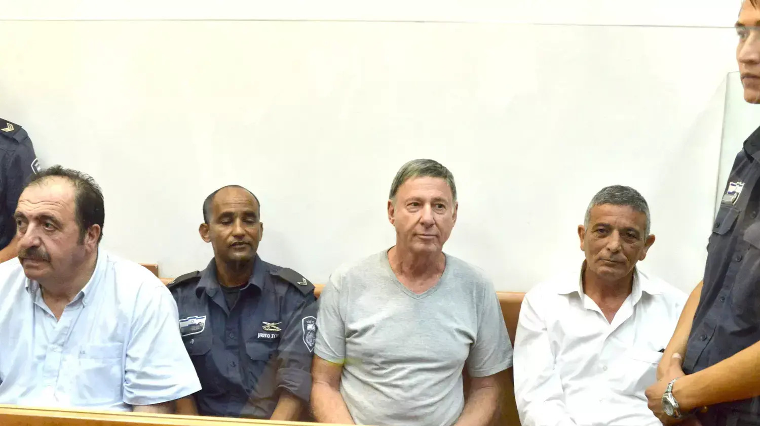 שאול מזרחי ושי ברס, החשודים בפרשת השחיתות בפוליטיקה. אוגוסט 2015 שאול מזרחי ושי ברס, החשודים בפרשת השחיתות בפוליטיקה. אוגוסט 2015