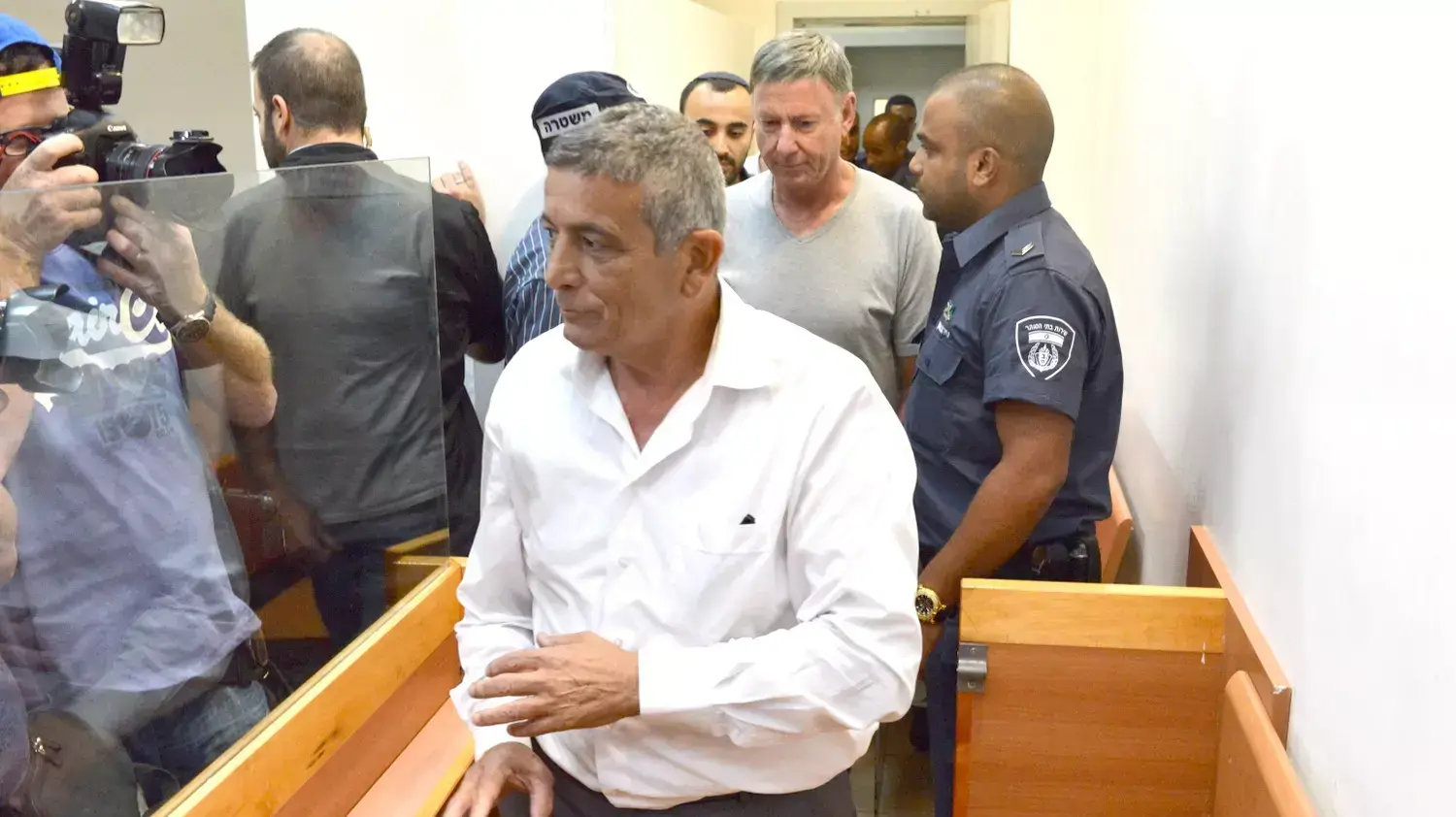 שי ברס החשוד בפרשת השחיתות בפוליטיקה. אוגוסט 2015 שי ברס החשוד בפרשת השחיתות בפוליטיקה. אוגוסט 2015