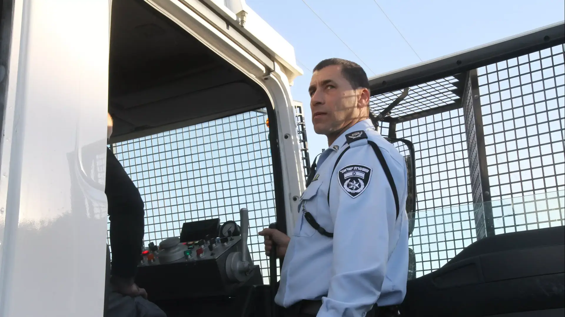 זהר דביר, מפקד המחוז הצפוני, בהתפרעויות בכפר כנא. נובמבר 2014 זהר דביר, מפקד המחוז הצפוני, בהתפרעויות בכפר כנא. נובמבר 2014