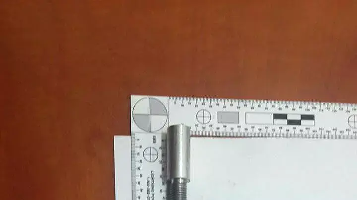 חלקי אקדח שהמשטרה תפסה שחשודים ששייכים למהנדס האקדחים של עולם הפשע, אוגוסט 2015 חלקי אקדח שהמשטרה תפסה שחשודים ששייכים למהנדס האקדחים של עולם הפשע, אוגוסט 2015