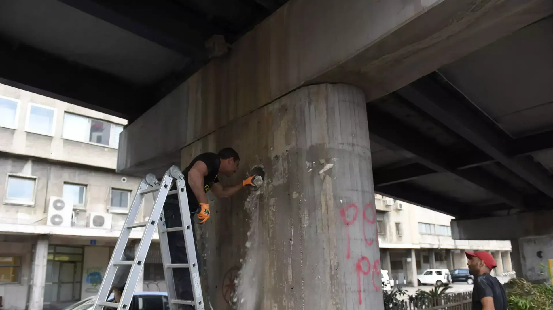 הכנות גשר מעריב לקראת הריסתו, 12 באוגוסט 2015 הכנות גשר מעריב לקראת הריסתו, 12 באוגוסט 2015
