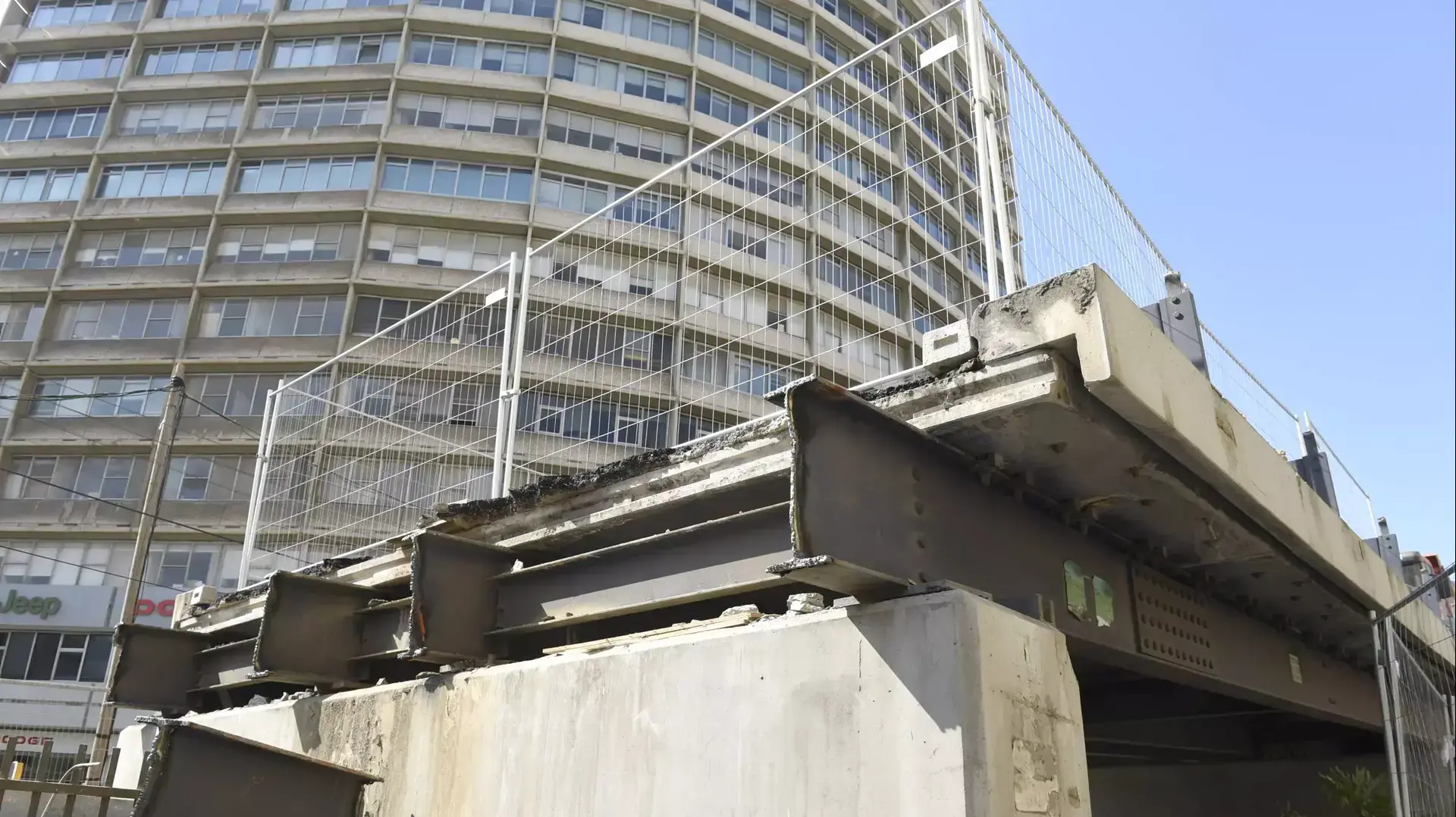 הכנות לקראת הריסת גשר מעריב בתל אביב  14 באוגוסט 2015