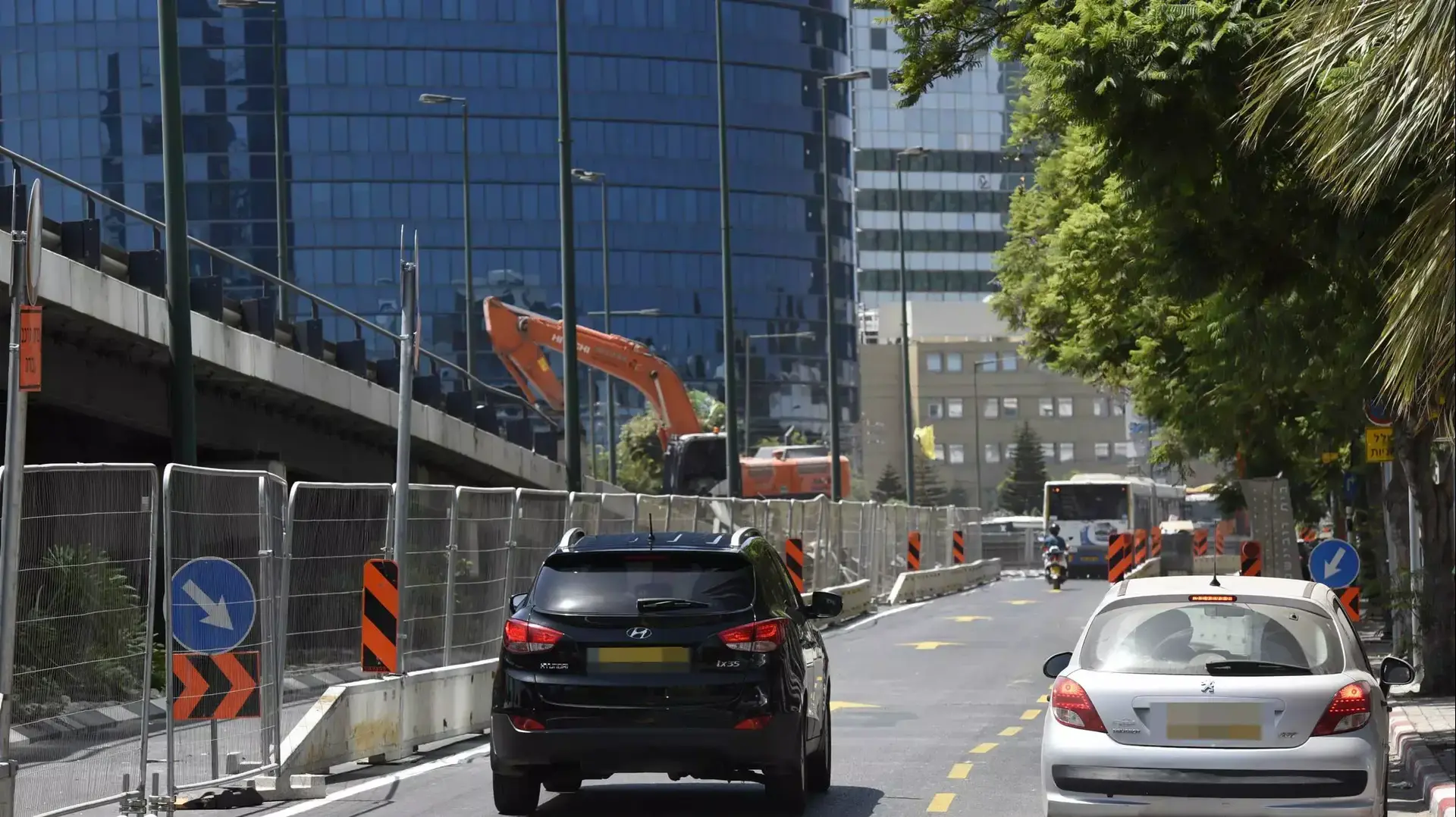 רכבים פרטיים נוסעים בנתיבי תחבורה ציבורית,אוגוסט 2015