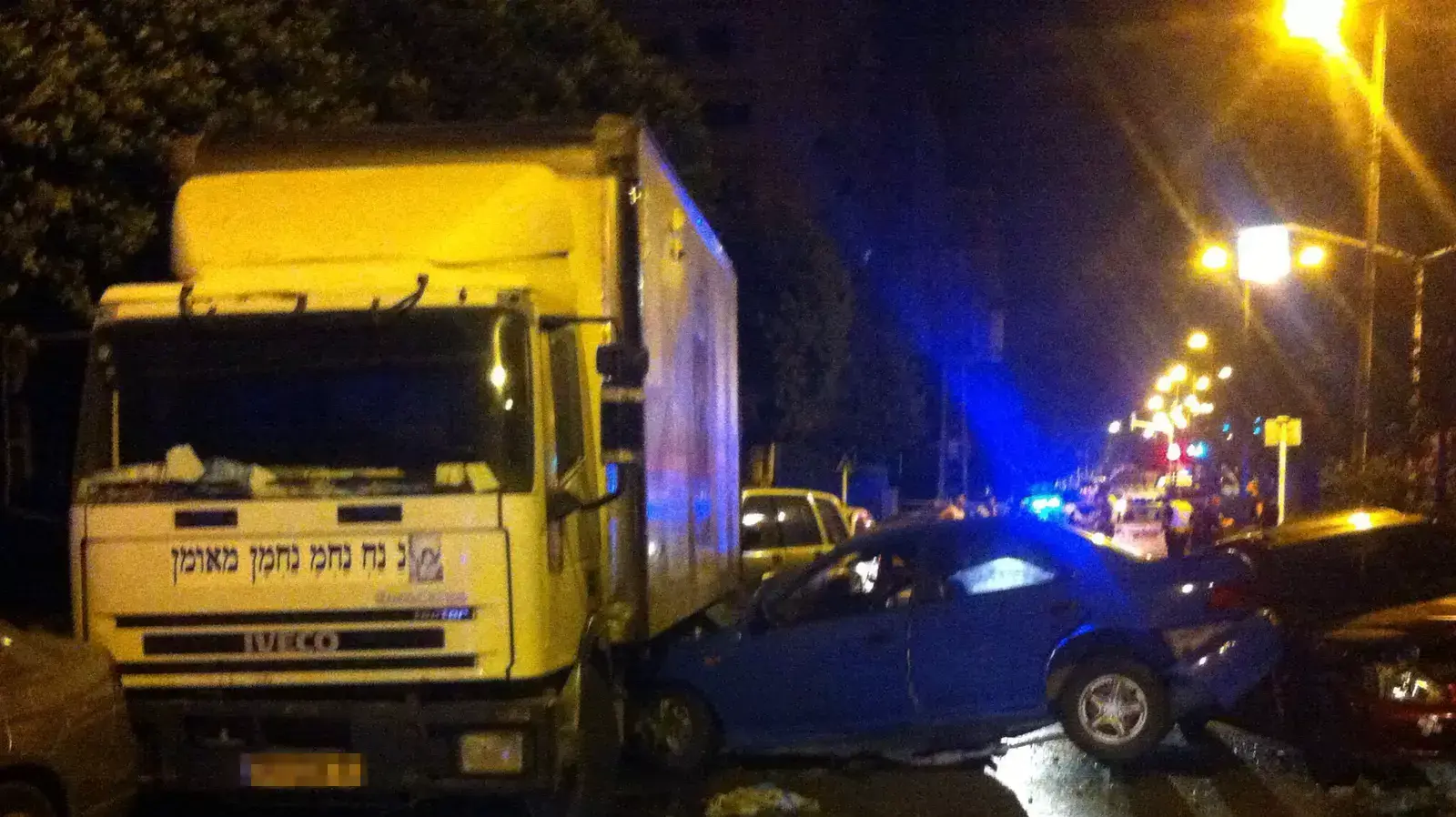 נהג רכב שהסיע ילדים התנגש במשאית, ראשון לציון, 19 באוגוסט 2015 נהג רכב שהסיע ילדים התנגש במשאית, ראשון לציון, 19 באוגוסט 2015
