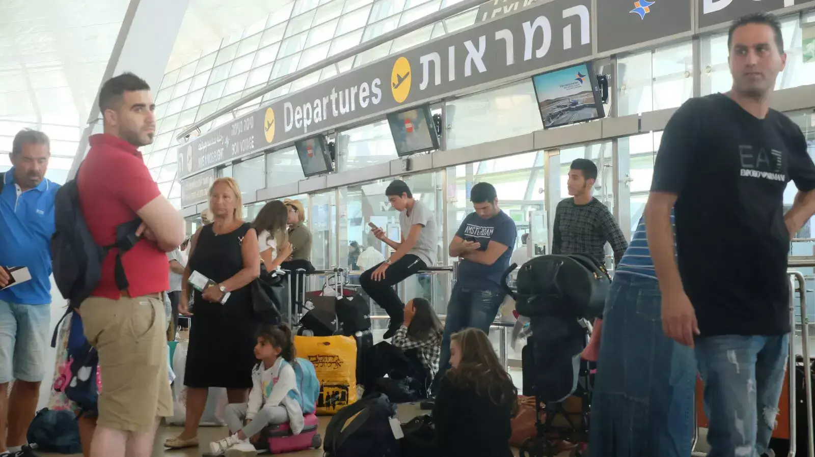 שביתה בנתב"ג של עובדי משרד הפנים בביקורת הדרכונים, אוגוסט 2015 שביתה בנתב"ג של עובדי משרד הפנים בביקורת הדרכונים, אוגוסט 2015
