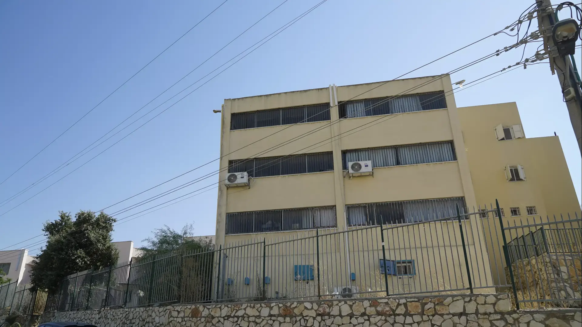 בית הספר בית יעקב, רכסים, 1 בספטמבר 2015 בית הספר בית יעקב, רכסים, 1 בספטמבר 2015