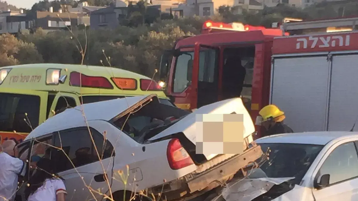 תאונה חזיתית בכביש 66, עמק יזרעאל, 1 בספטמבר 2015 תאונה חזיתית בכביש 66, עמק יזרעאל, 1 בספטמבר 2015