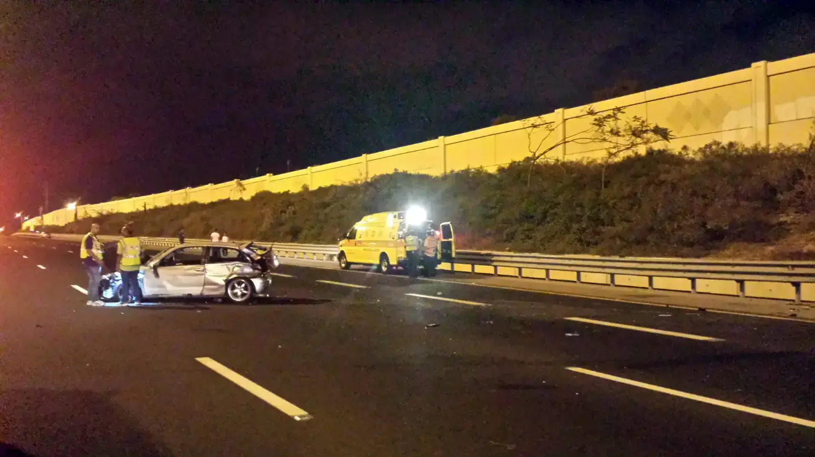 תאונה בכביש 431, בסמוך לקריית פרס נובל בראשון לציון 5 בספטמבר 2015 תאונה בכביש 431, בסמוך לקריית פרס נובל בראשון לציון 5 בספטמבר 2015