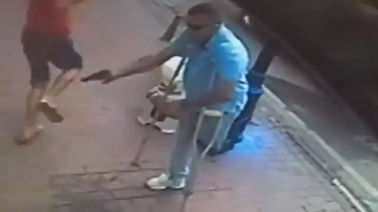 מתנקש על רגל אחת