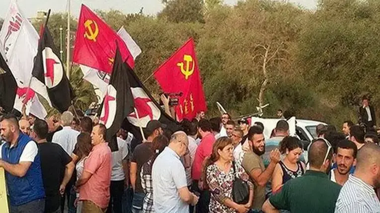 הפגנה נגד קבורתו של אנטואן לאחד, מפקד צד"ל לשעבר, בלבנון, ספטמבר 2015