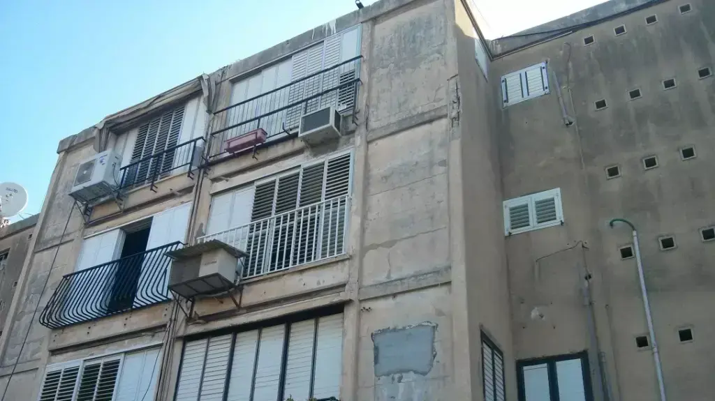 גבר רצח את אשתו ברחוב מבצע סיני בבת ים, 17 בספטמבר 2015 גבר רצח את אשתו ברחוב מבצע סיני בבת ים, 17 בספטמבר 2015