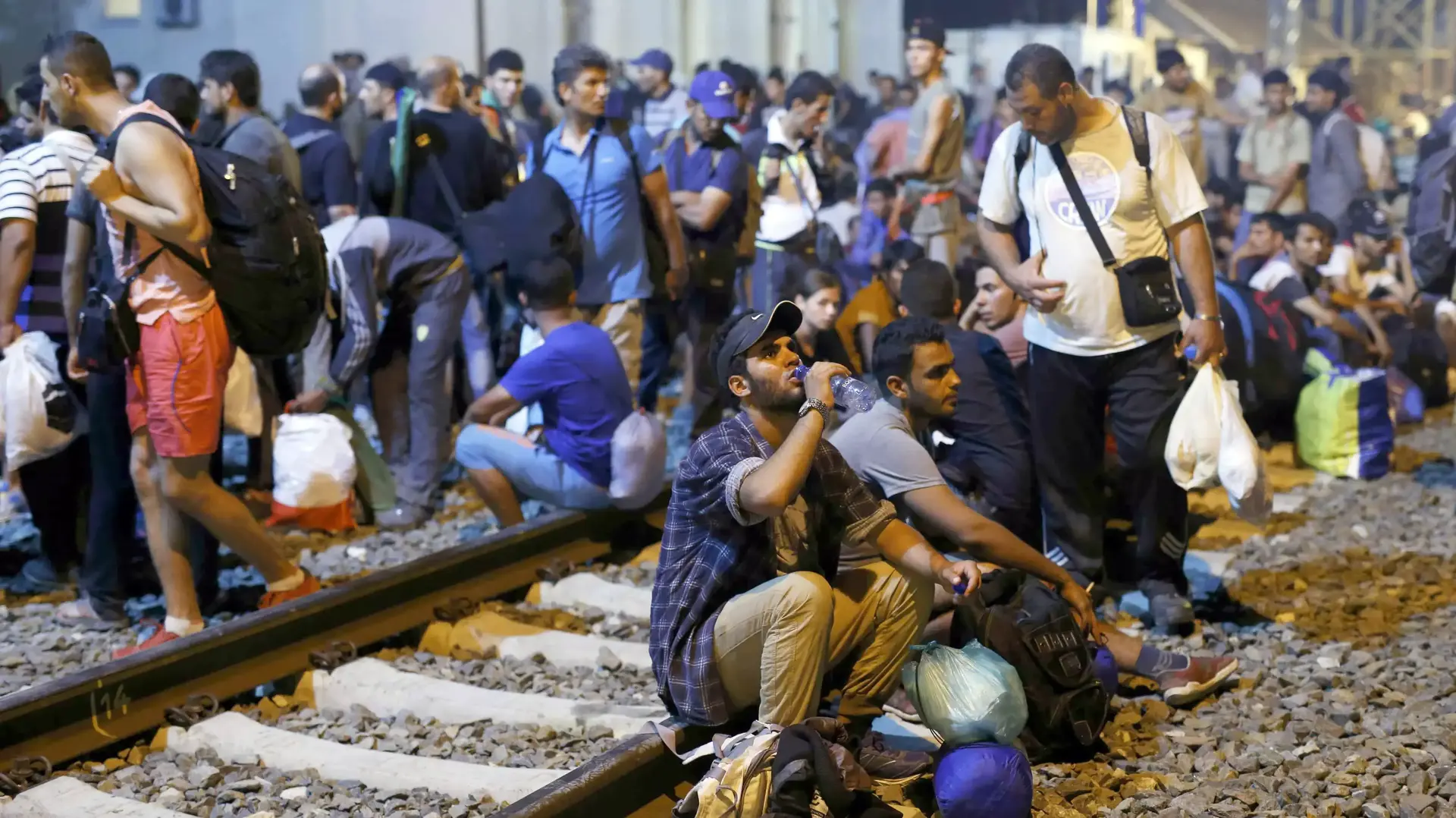 מהגרים בגבול הונגריה קרואטיה, ספטמבר 2015 מהגרים בגבול הונגריה קרואטיה, ספטמבר 2015