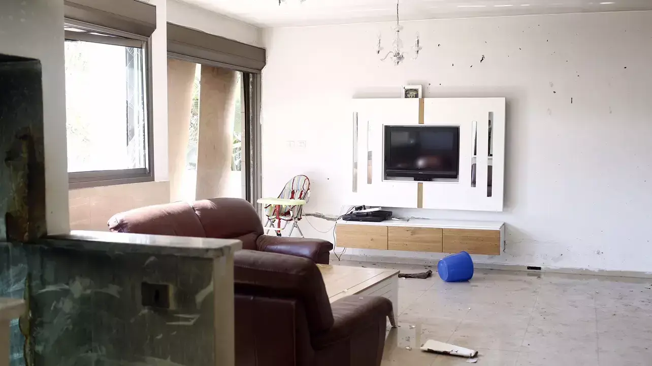 פיצוץ בלון גז בבית בגן יבנה פיצוץ בלון גז בבית בגן יבנה