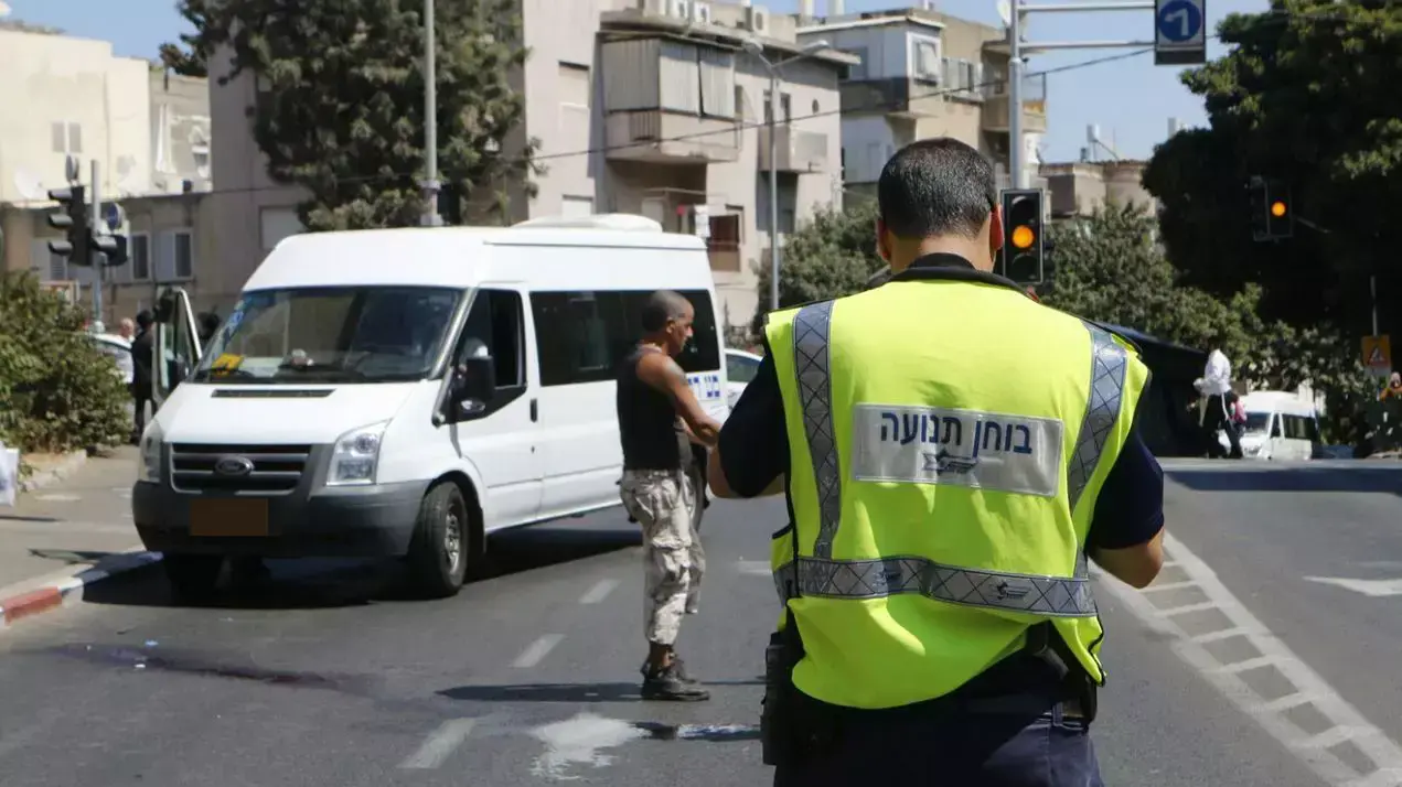 ילד בן 7 נהרג מפגיעת רכב מסחרי בתאונת דרכים בחיפה, 15 בספטמבר 2015. ילד בן 7 נהרג מפגיעת רכב מסחרי בתאונת דרכים בחיפה, 15 בספטמבר 2015.