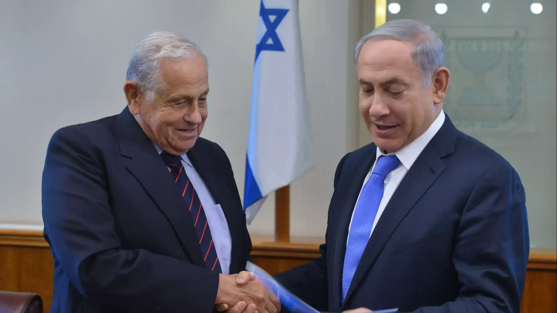 ראש הממשלה מקבל את מסקנות הדו"ח לבחינת יישום המלצות ועדת טירקל מעו"ד יוסף צ'חנובר, 20 בספטמבר 2015 ראש הממשלה מקבל את מסקנות הדו"ח לבחינת יישום המלצות ועדת טירקל מעו"ד יוסף צ'חנובר, 20 בספטמבר 2015