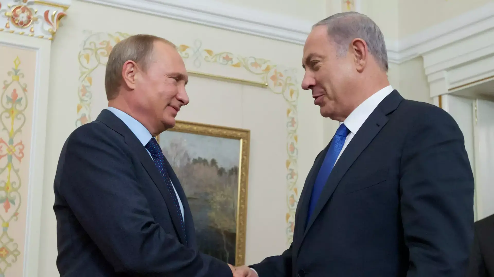 רוה"מ בנימין נתניהו עם נשיא רוסיה ולדימיר פוטין, מוסקה. ספטמבר 2015 רוה"מ בנימין נתניהו עם נשיא רוסיה ולדימיר פוטין, מוסקה. ספטמבר 2015