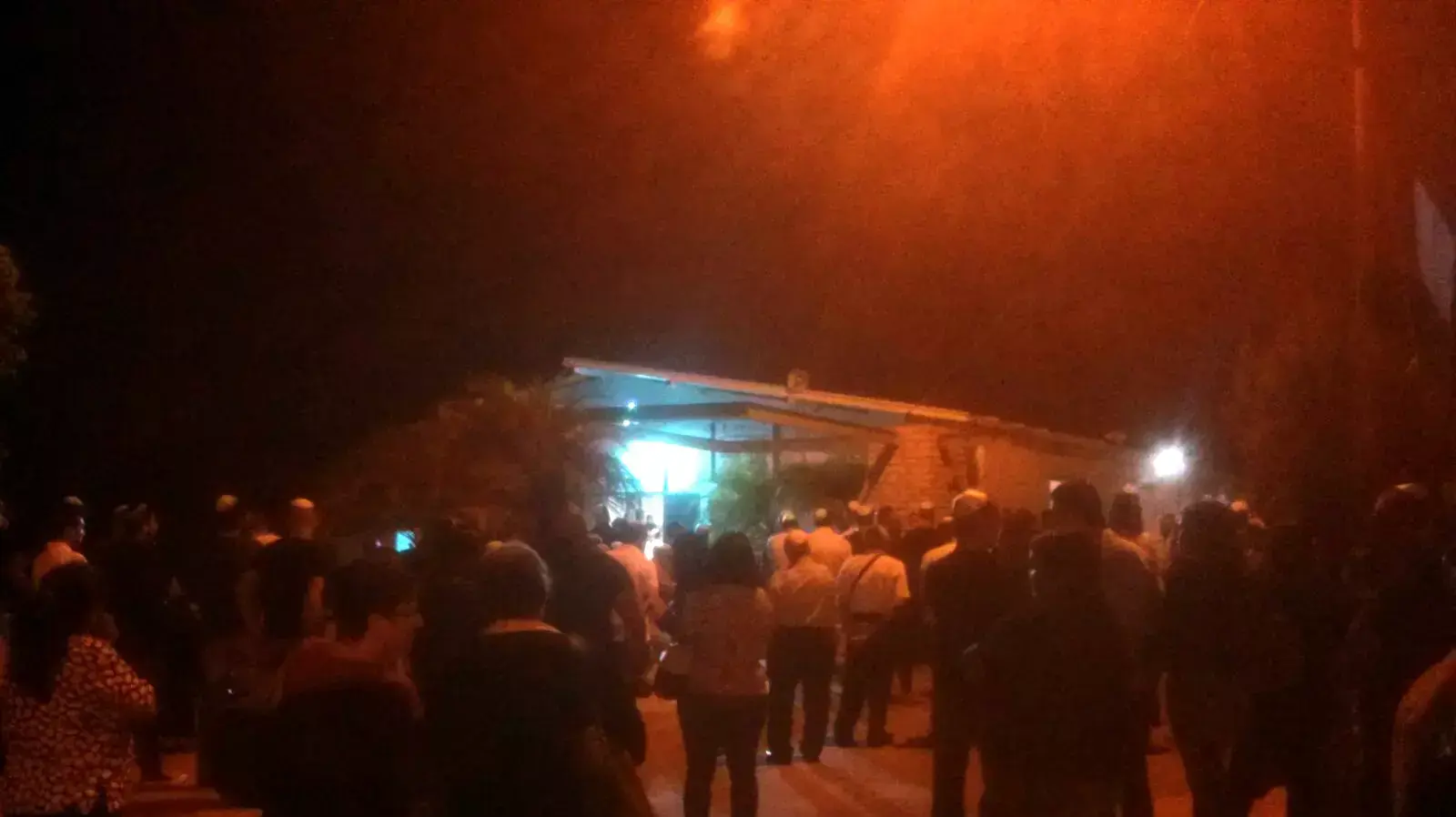 הלוויית נהוראי פינטו בן החמש בבית שמש, ספטמבר 2015 הלוויית נהוראי פינטו בן החמש בבית שמש, ספטמבר 2015