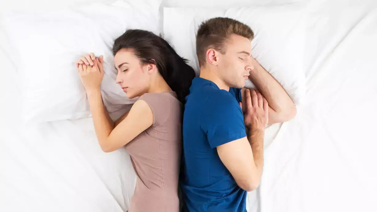 תנוחות שינה של זוגות תנוחות שינה של זוגות