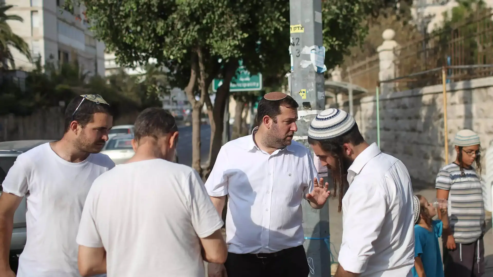סוכת מחאה מול בית ראש הממשלה שבירושלים בעקבות פיגוע הירי בשומרון, אוקטובר 2015 סוכת מחאה מול בית ראש הממשלה שבירושלים בעקבות פיגוע הירי בשומרון, אוקטובר 2015
