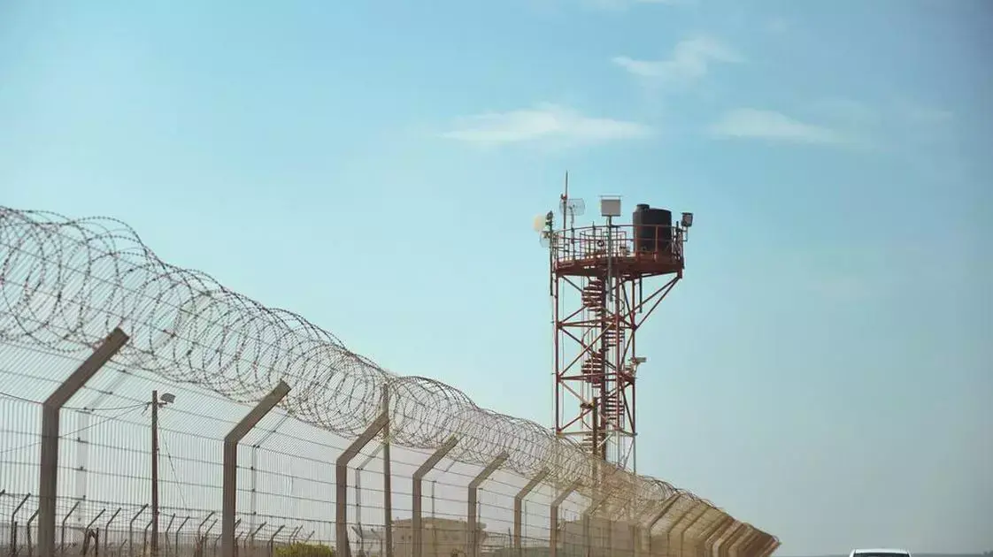 גדרות חכמות שהוקמו בסמוך ל-12 מיישובי עוטף עזה כחלק מחיזוק היישובים בעקבות מבצע "צוק איתן". 6 באוקטובר 2015. גדרות חכמות שהוקמו בסמוך ל-12 מיישובי עוטף עזה כחלק מחיזוק היישובים בעקבות מבצע "צוק איתן". 6 באוקטובר 2015.