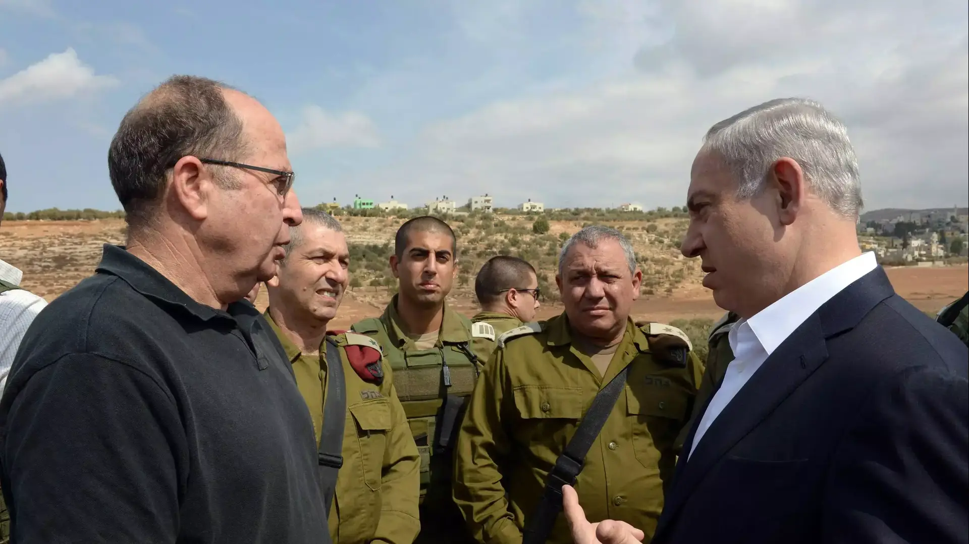 סיור ראש הממשלה בנימין נתניהו בחטמ"ר שומרון, 6 באוקטובר 2015 סיור ראש הממשלה בנימין נתניהו בחטמ"ר שומרון, 6 באוקטובר 2015