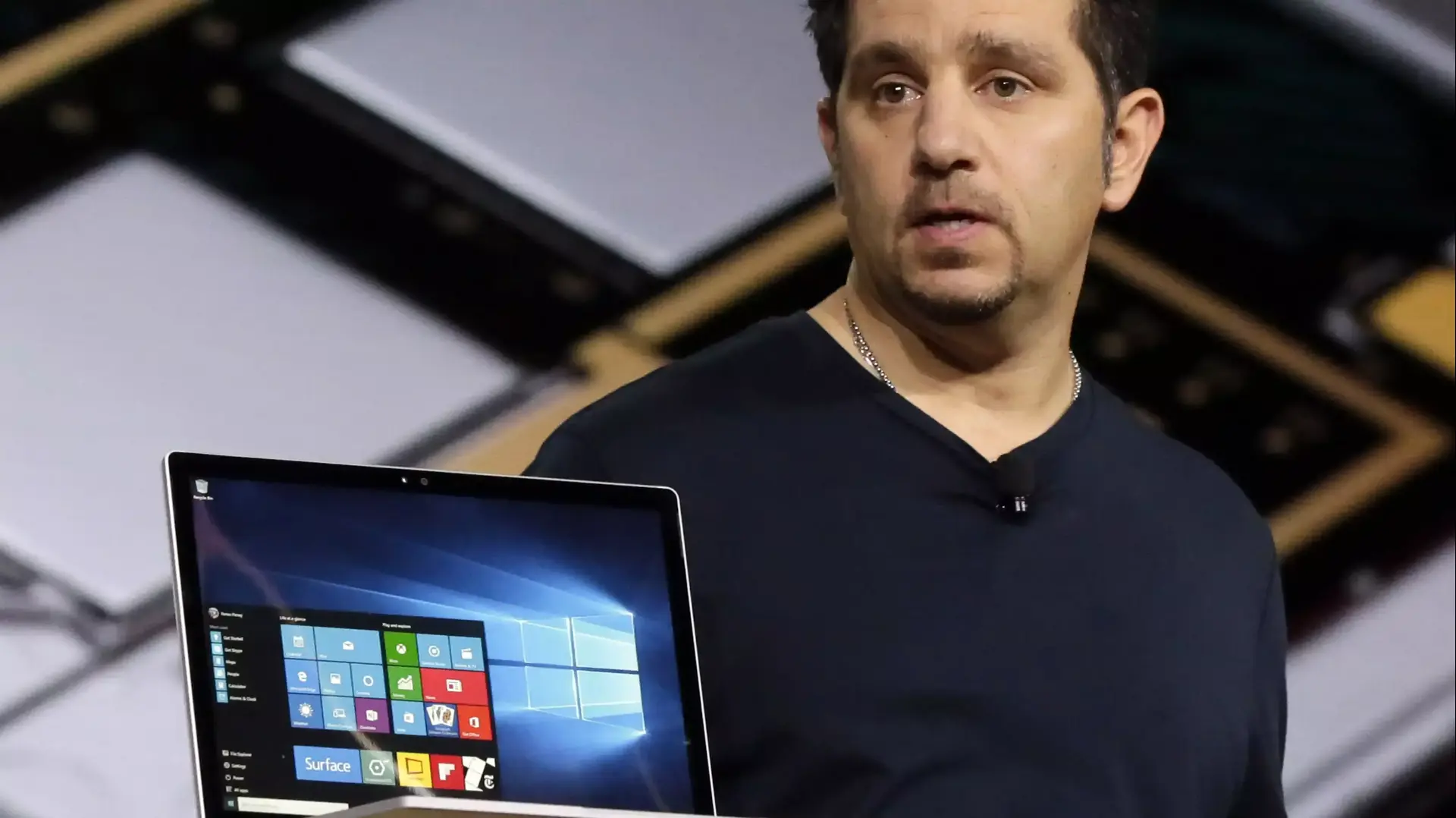 מיקרוסופט השיקה את ה-Surface Pro 4, אוקטובר 2015 מיקרוסופט השיקה את ה-Surface Pro 4, אוקטובר 2015