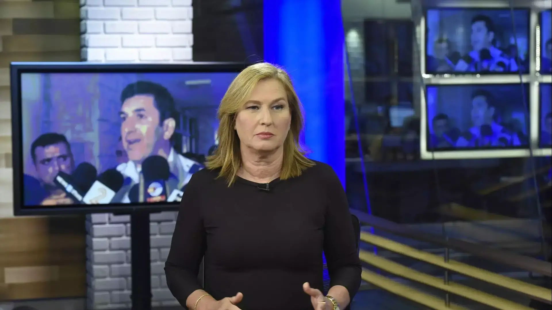 ח"כ ציפי לבני באולפן וואלה!NEWS, אוקטובר 2015 ח"כ ציפי לבני באולפן וואלה!NEWS, אוקטובר 2015