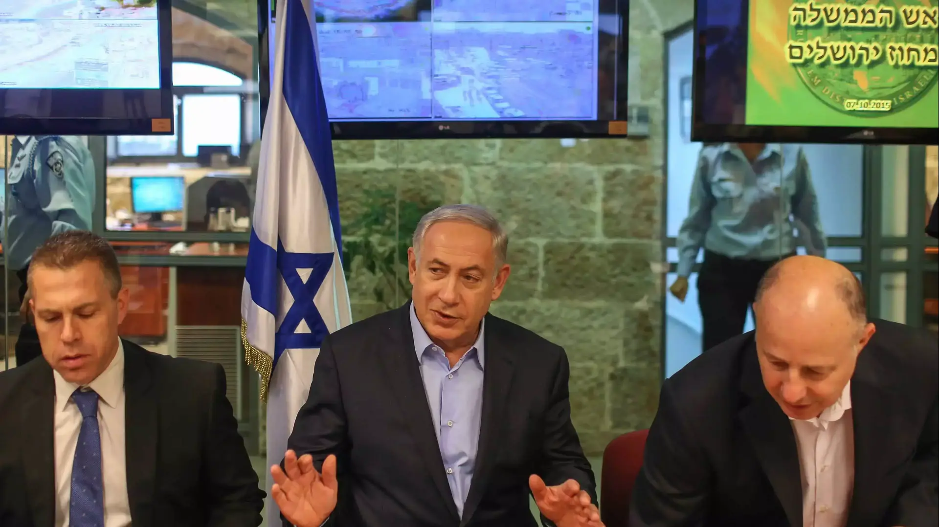 ראש הממשלה בנימין נתניהו במגרש הרוסים, ירושלים. אוקטובר 2015 ראש הממשלה בנימין נתניהו במגרש הרוסים, ירושלים. אוקטובר 2015