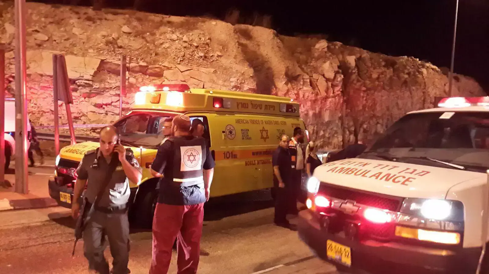 ניסיון דריסה במעלה אדומים. אוקטובר 2015 ניסיון דריסה במעלה אדומים. אוקטובר 2015