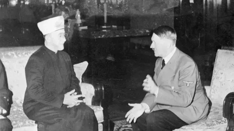 אל-חוסייני בפגישה עם היטלר, נובמבר 1941. מתוך הארכיון הפדרלי של גרמניה אל-חוסייני בפגישה עם היטלר, נובמבר 1941. מתוך הארכיון הפדרלי של גרמניה