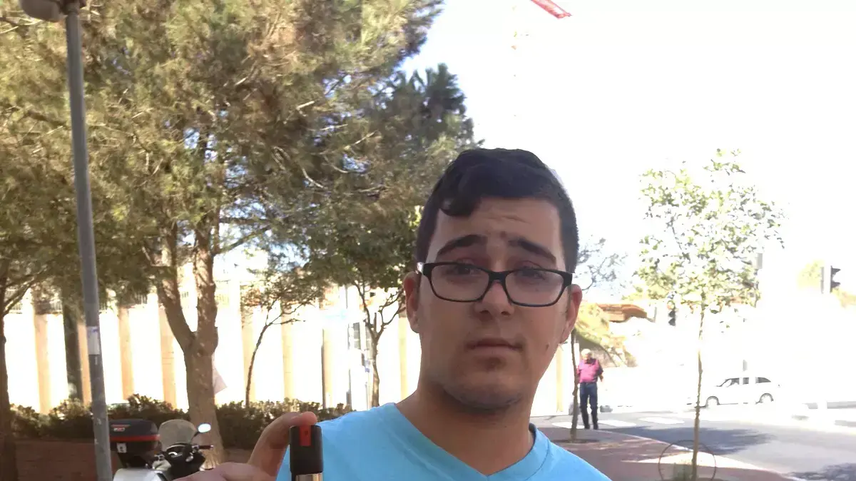 עידו רביב, מצויד בגז מדמיע, אוקטובר 2015 עידו רביב, מצויד בגז מדמיע, אוקטובר 2015