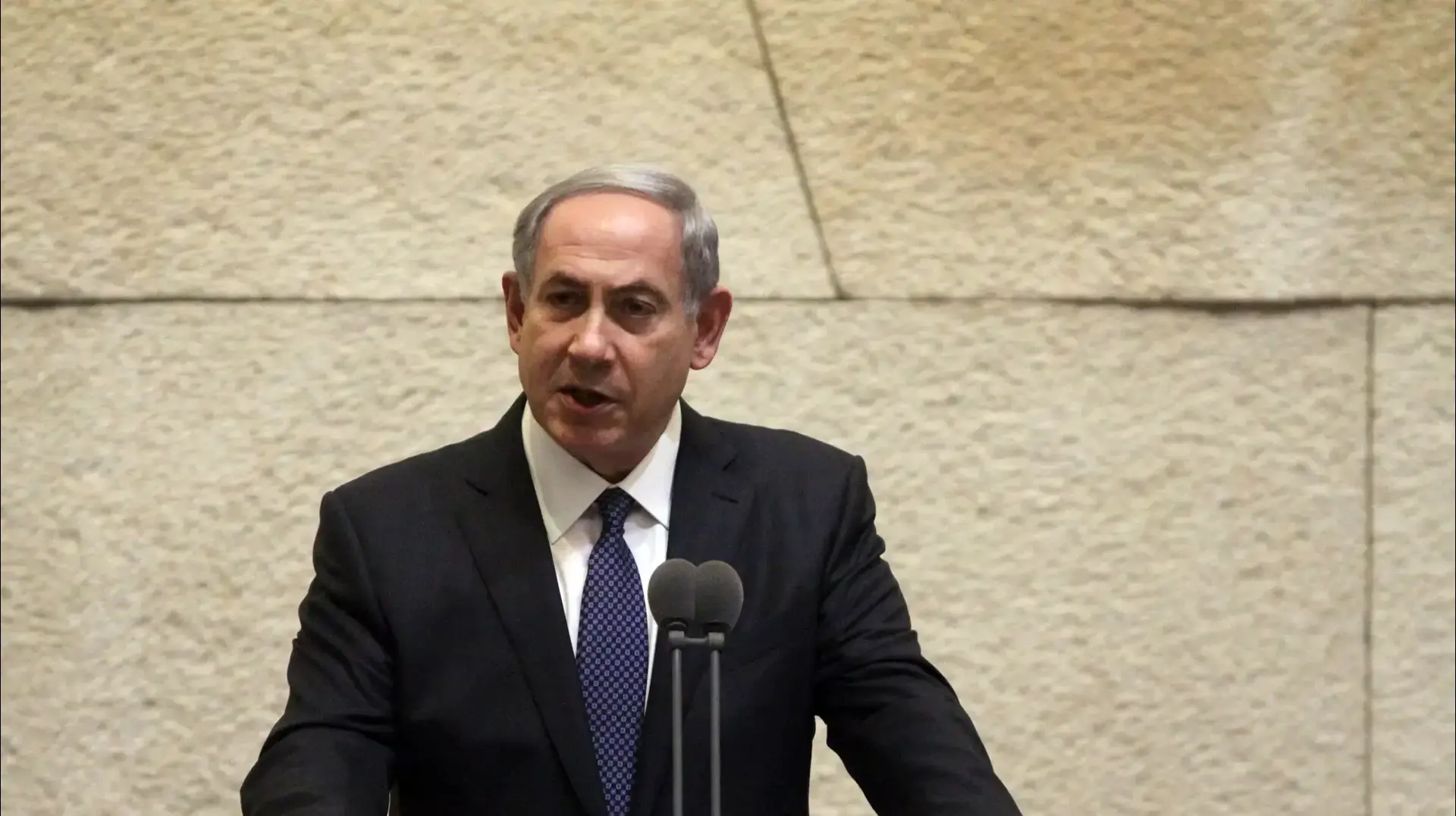 רוה"מ בנימין נתניהו במליאה בכנסת, אוקטובר 2015