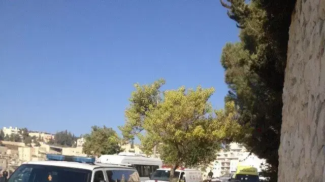 זירת הפיגוע בשכונת ארמון הנציב בירושלים זירת הפיגוע בשכונת ארמון הנציב בירושלים