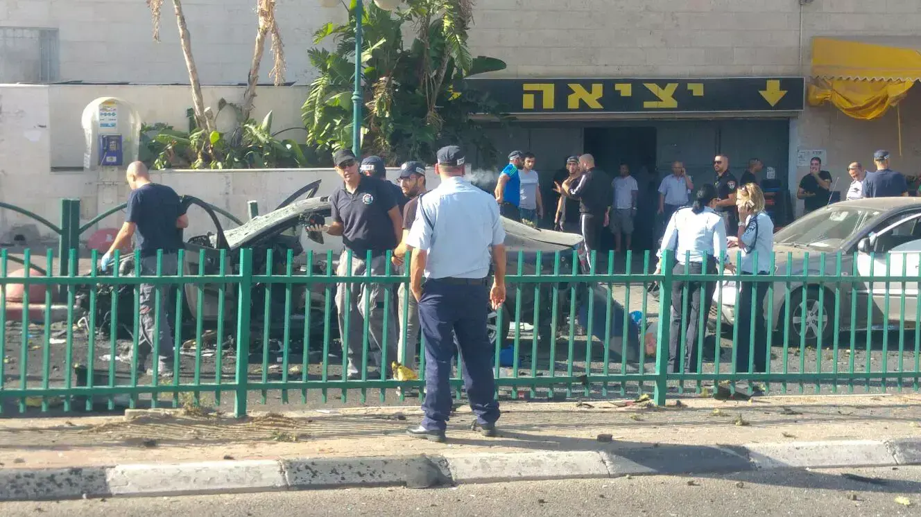 ניסיון חיסול בכיכר המשטרה, חדרה. אוקטובר 2015 ניסיון חיסול בכיכר המשטרה, חדרה. אוקטובר 2015