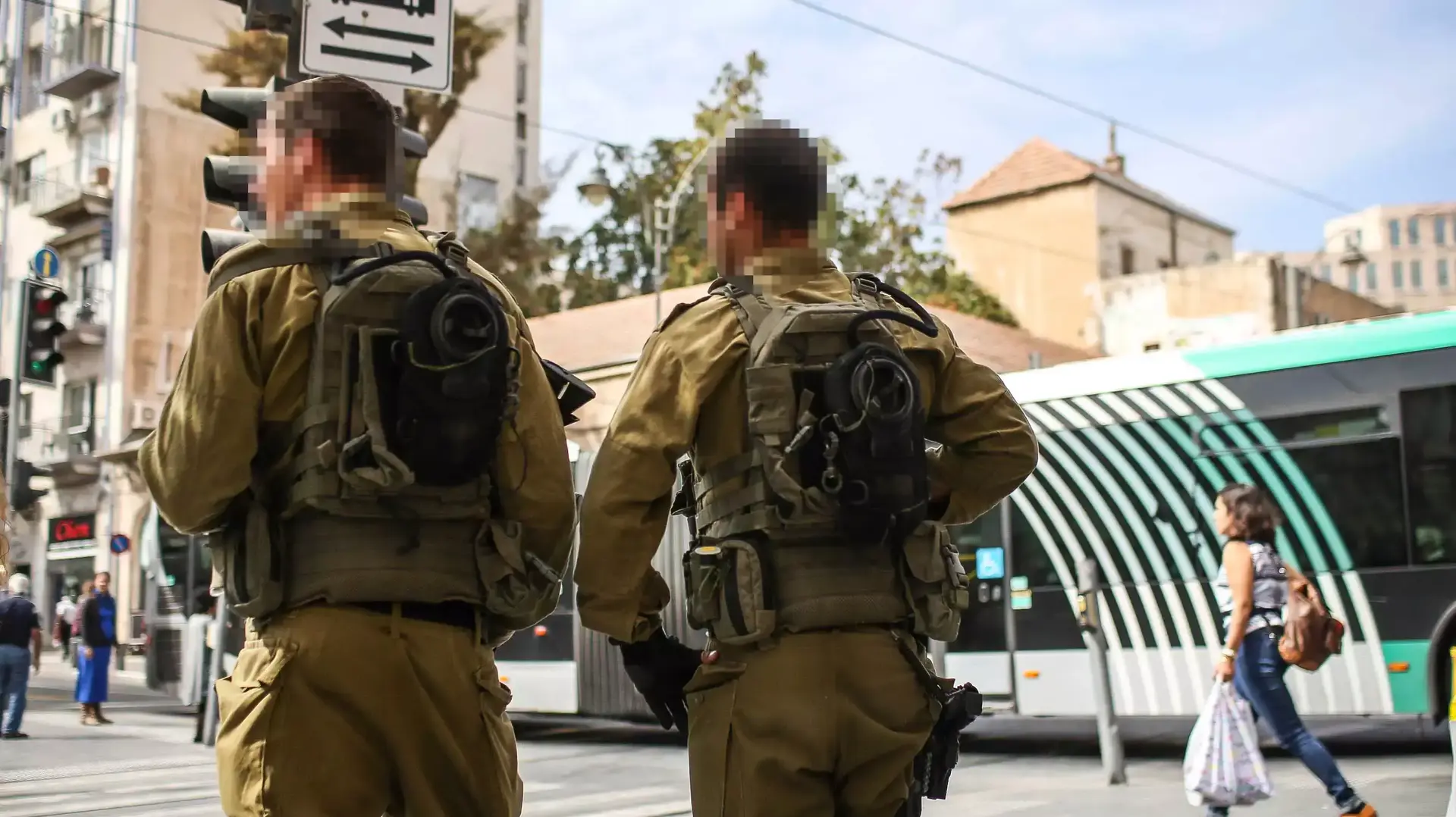 חיילים מסיירת מטכ"ל מאבטחים את רחובות ירושלים. אוקטובר 2015