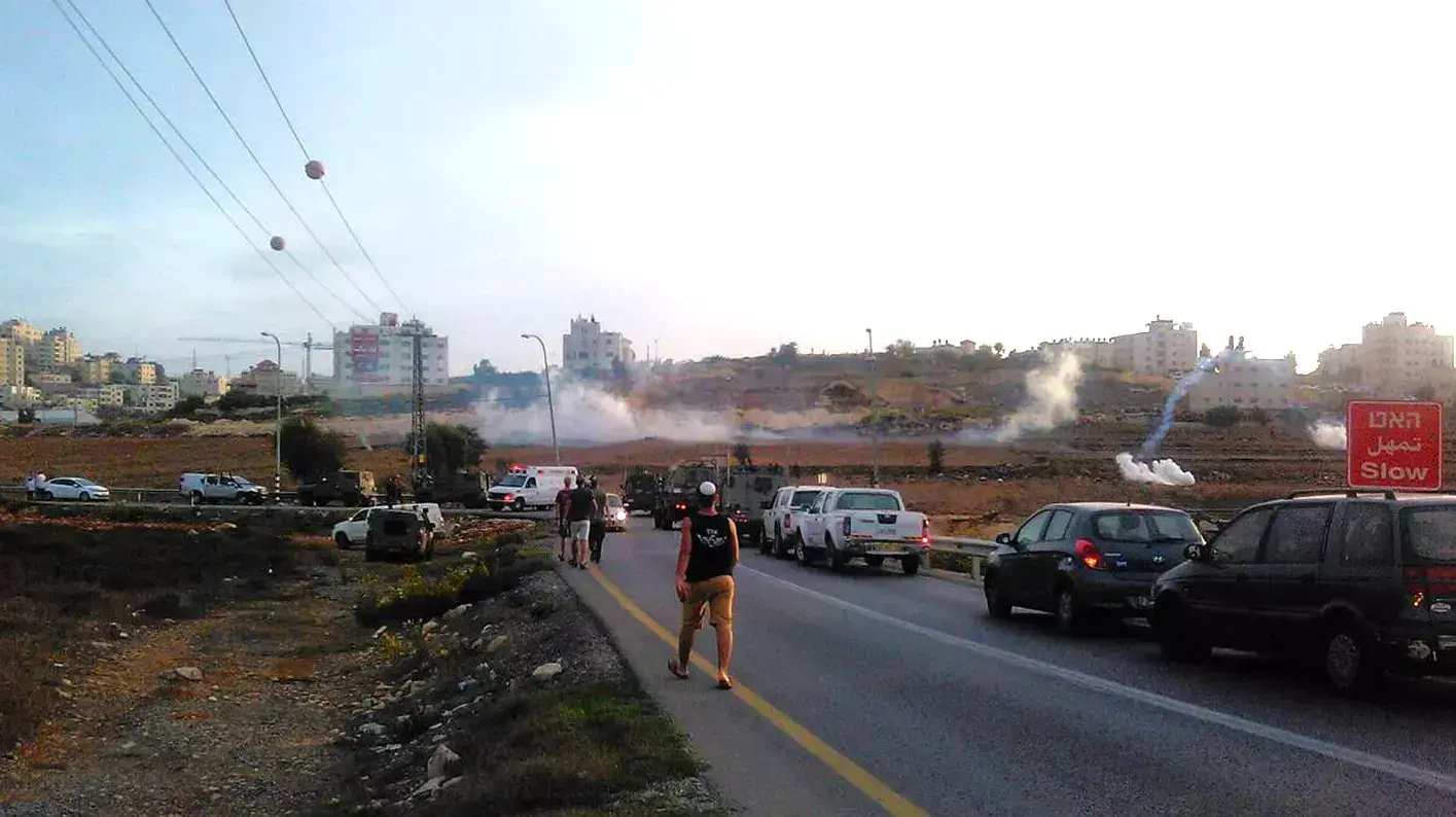 אם ובנותיה נפצעו בפיגוע בקת"ב בכניסה לבית אל אם ובנותיה נפצעו בפיגוע בקת"ב בכניסה לבית אל