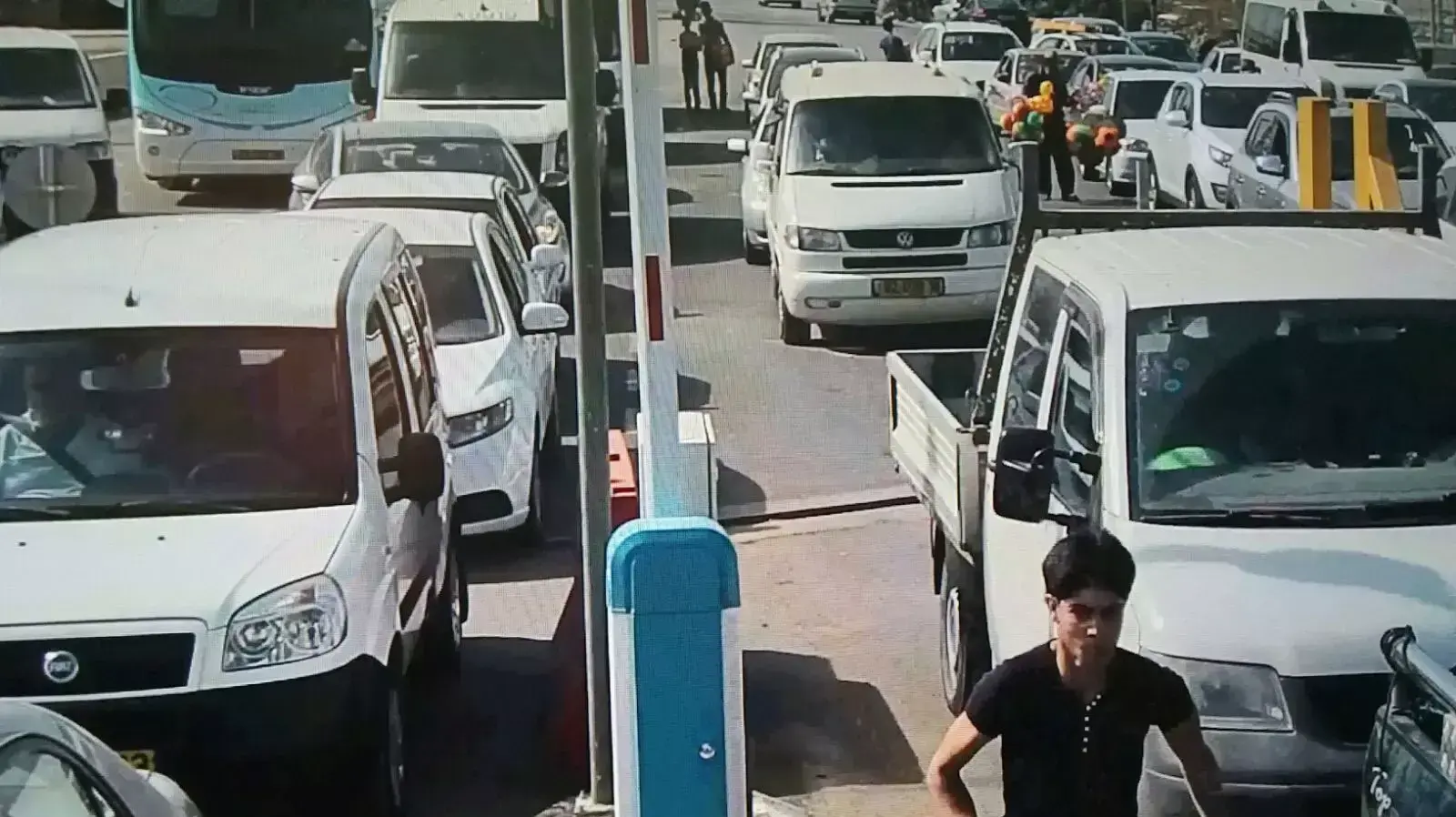 פלסטיני בן 16 שלף סכין במחסום ג'למה, ניסה לדקור  וחוסל, 24 באוקטובר