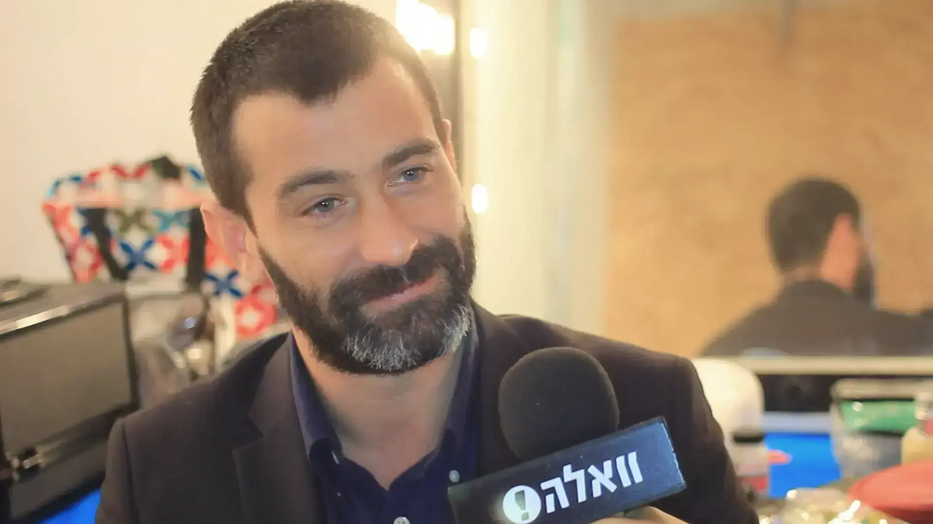 כתבת סט על צילומי הסדרה "המדרשה" כתבת סט על צילומי הסדרה "המדרשה"