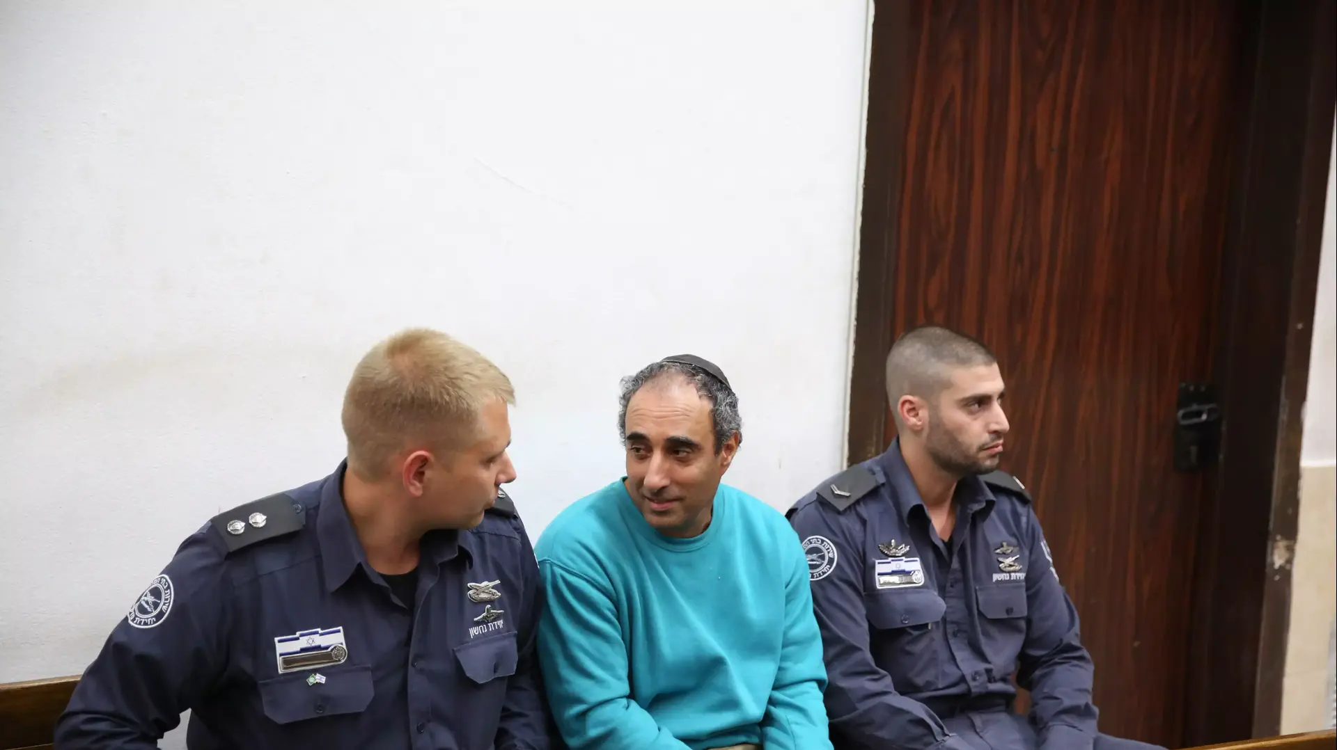 חגי עמיר, בית משפט השלום תל אביב, 28 באוקטובר 2015 חגי עמיר, בית משפט השלום תל אביב, 28 באוקטובר 2015