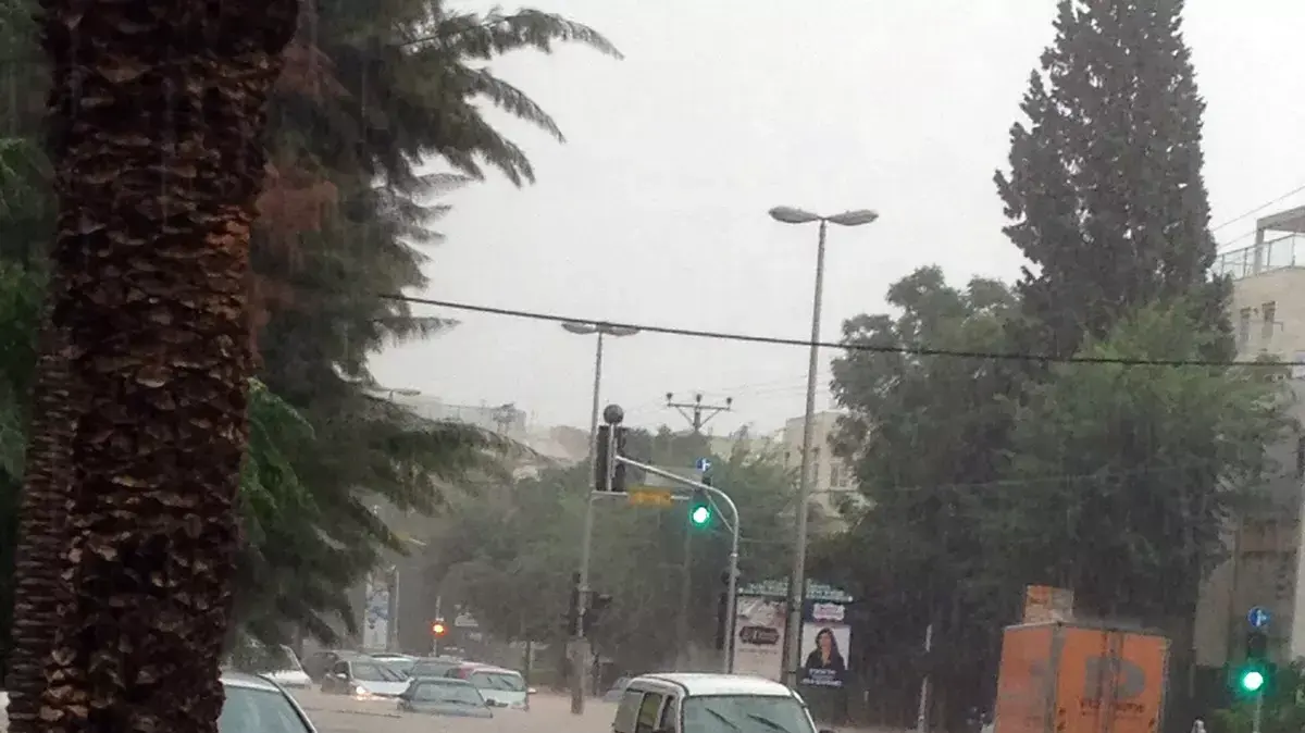 הצפות ברעננה, 28 באוקטובר 2015 הצפות ברעננה, 28 באוקטובר 2015