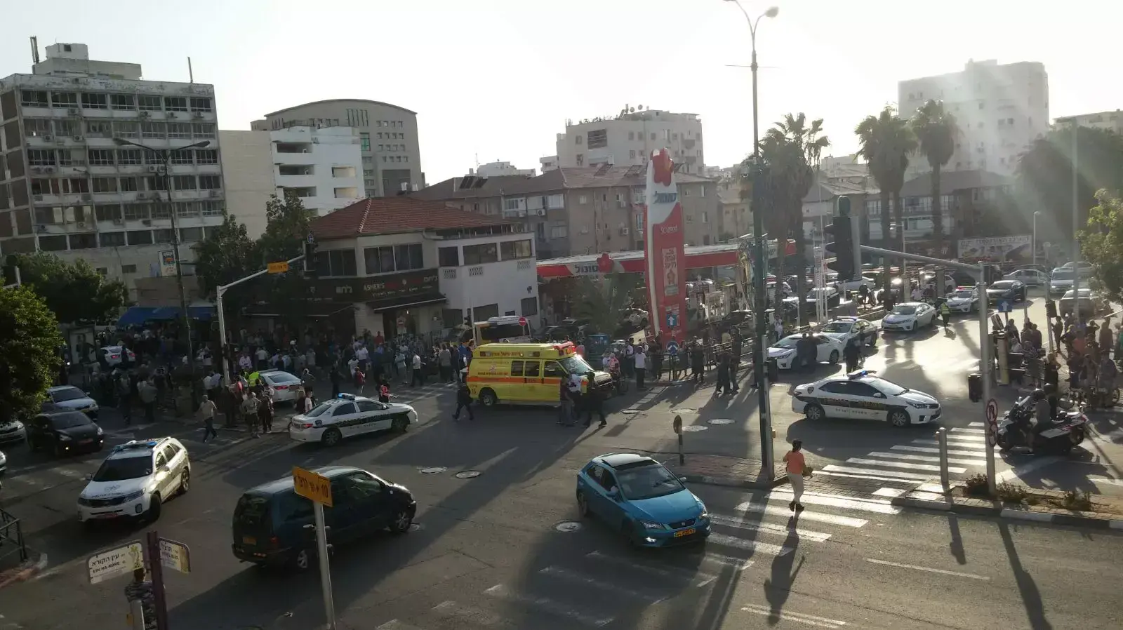 אירוע דקירה ברחוב הרצל פינת תרמ"ב, ראשון לציון, 2 בנובמבר 2015 אירוע דקירה ברחוב הרצל פינת תרמ"ב, ראשון לציון, 2 בנובמבר 2015